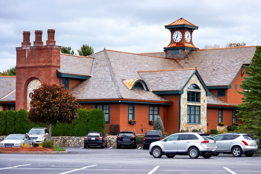clubhouse tewksbury usa - DSM PROPERTIES