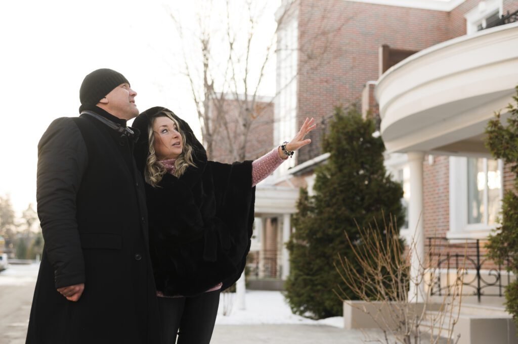 wife pointing something medium shot - DSM PROPERTIES